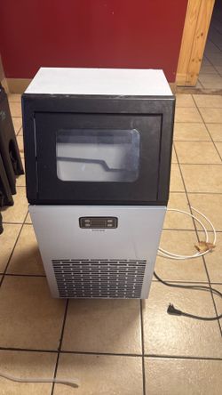 Ice maker