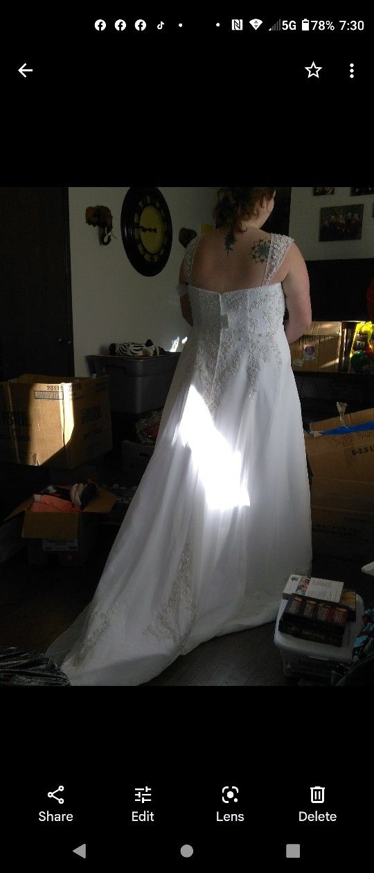 Brand New Wedding Dress
