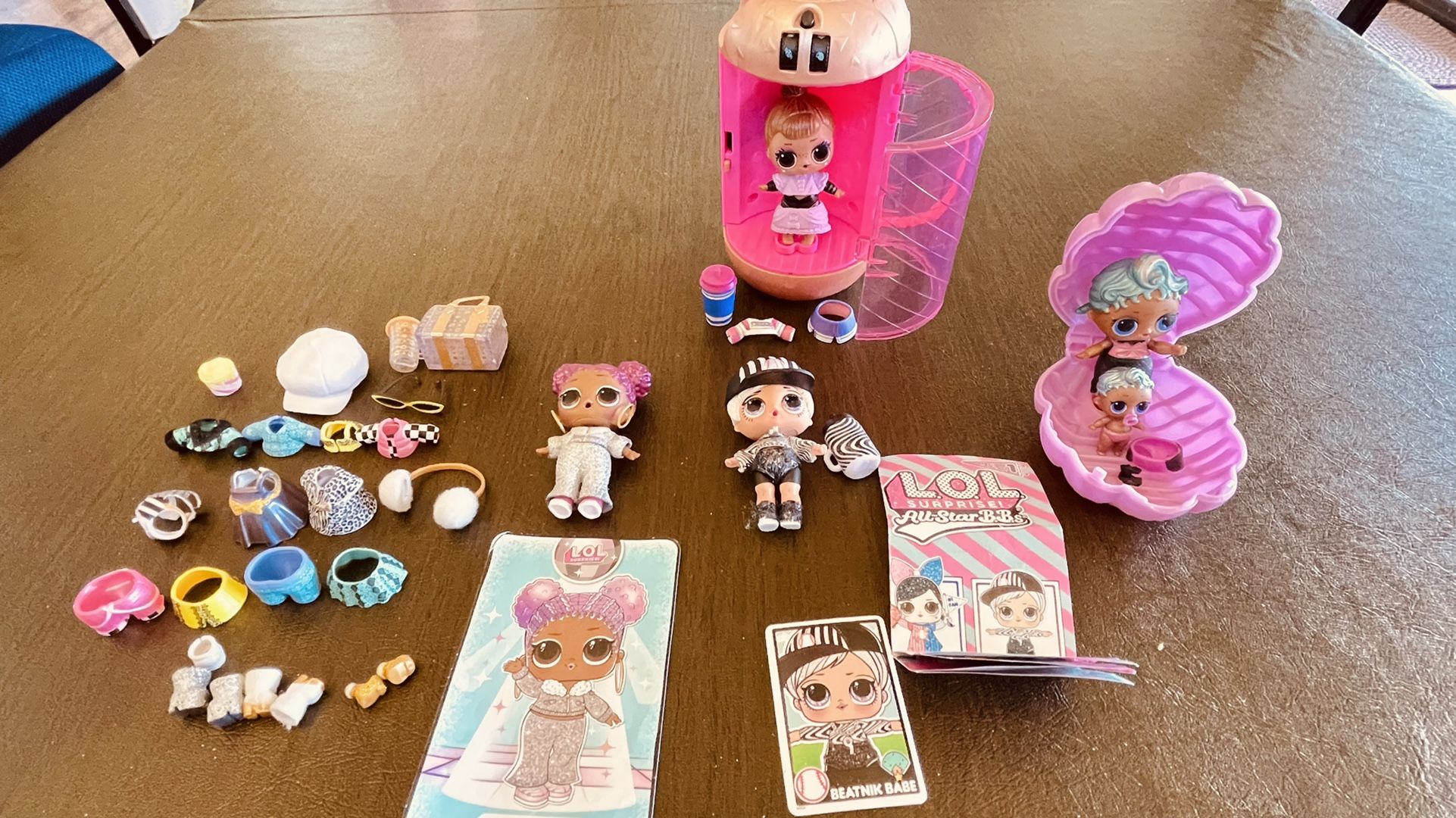 LOL SURPRISE DOLLS & ACCESSORIES