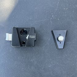 Wooden Camera V-Lock Base Station and Wedge Kit (ARRI Accessory Mount 3/8-16)