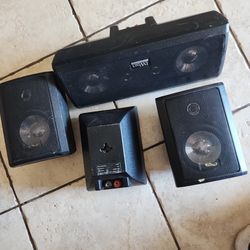 4 Speakers 
