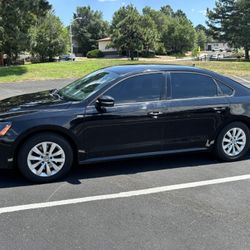 2015 Volkswagen Passat TSI Wolfsburg Edition 
