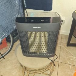 Honeywell Insight series HEPA home air purifier  HPA5300B