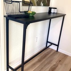 Bar Table