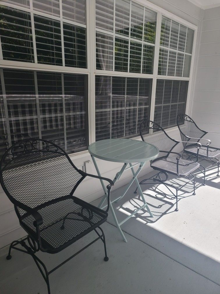 Foldable Table And 3 Patio Chairs