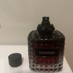Valentino Perfume 