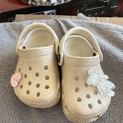 Toddler crocs