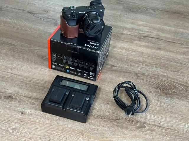 Sony  Alpha a6400 Mirrorless Camera 