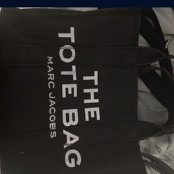 marc jacob’s tote bag