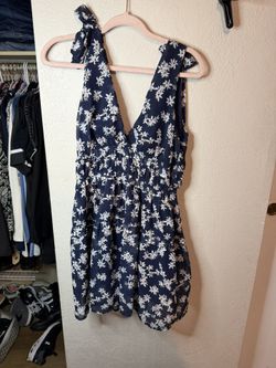 Lulus Navy Floral Large Dress 