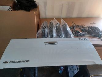 2004-2012 Chevrolet Colorado GMC Canyon Tailgate OEM Rear Gate
