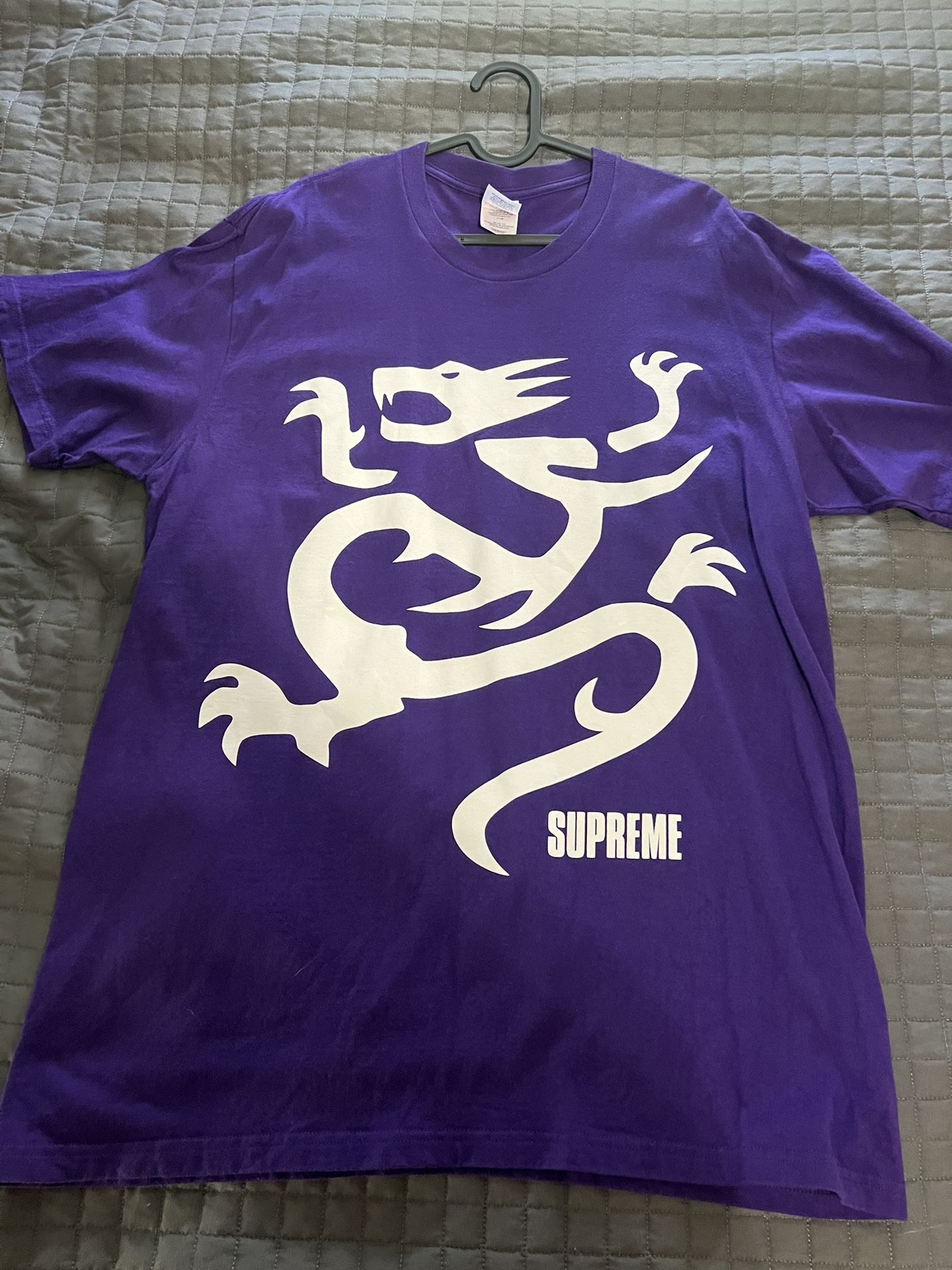 Supreme Tee 