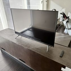 Gigabyte Aorus FV43U Gaming Monitor