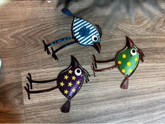 3-6” fence birds for decor