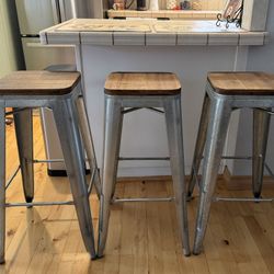 Farmhouse Metal Bar Stools 