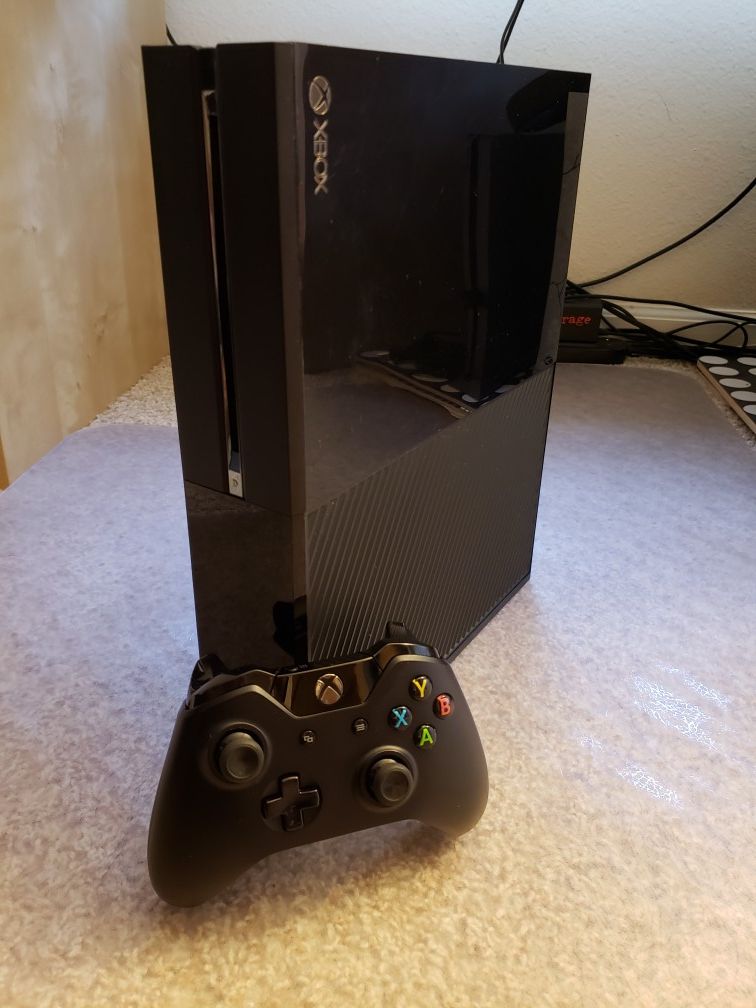 Xbox One 500GB Original Model