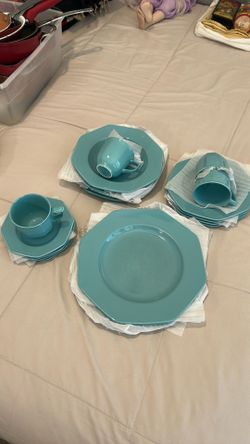 Vintage. Mikasa Turquoise Dinnerware.
