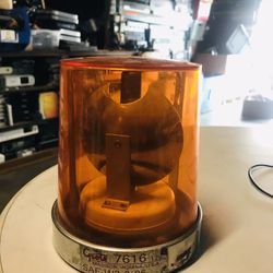 Vintage Grote Amber Beacon Halogen Light Lamp # 7616 SAE-W3-86