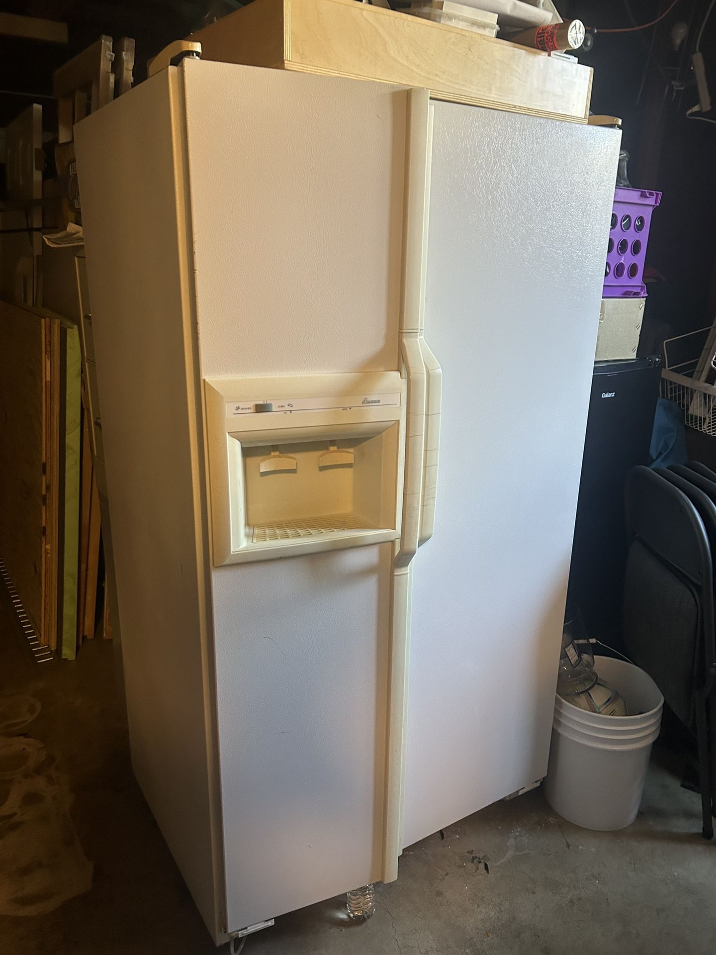 Refrigerator