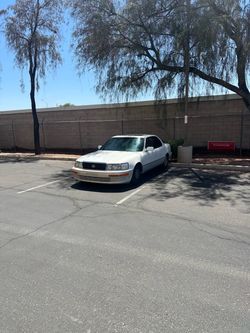1990 Lexus LS 400