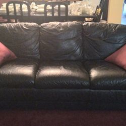 Cute black  LEATHER COUCH / SOFA 6'