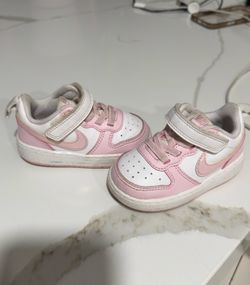 Sneakers Nike baby 5