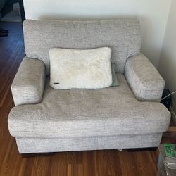Living Spaces Love Seat - Hardly Used