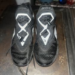 LeBron Basketball Shoes