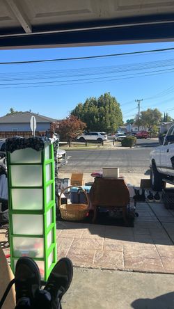 Garage sale!!