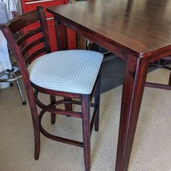 PUB TABLE HARDWOOD 3 FOOT WITH TWO CHAIRS