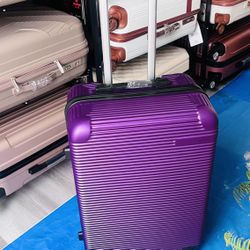 💜 BRAND NEW 24” METALLIC PURPLE LUGGAGE — ONLY $25!  📍 Pickup: Near IKEA / S. Durango & 215  🔥 LOWEST PRICE OF THE YEAR — $25 FIRM!  Gorgeous 24” m