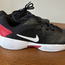 Brand New Men’s Size 10 Nike - $60