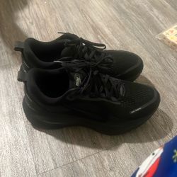 Nike Running Shows (zoomx)