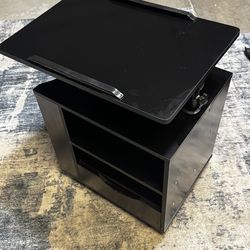 Laptop table with wheels