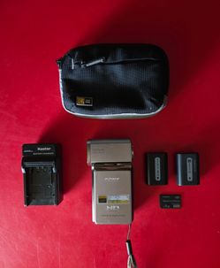 Sony Carl Zeiss Vario-Tessar Handyman Camcorder