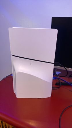 Ps5 with headphones,controller,charger,hdmi,power cord included