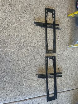 Wall mount for TVs