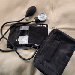 Sphymomanometer w/ Case