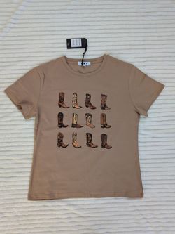 SizeS/M  Y&F Cowboy Boots Graphic T-Shirt