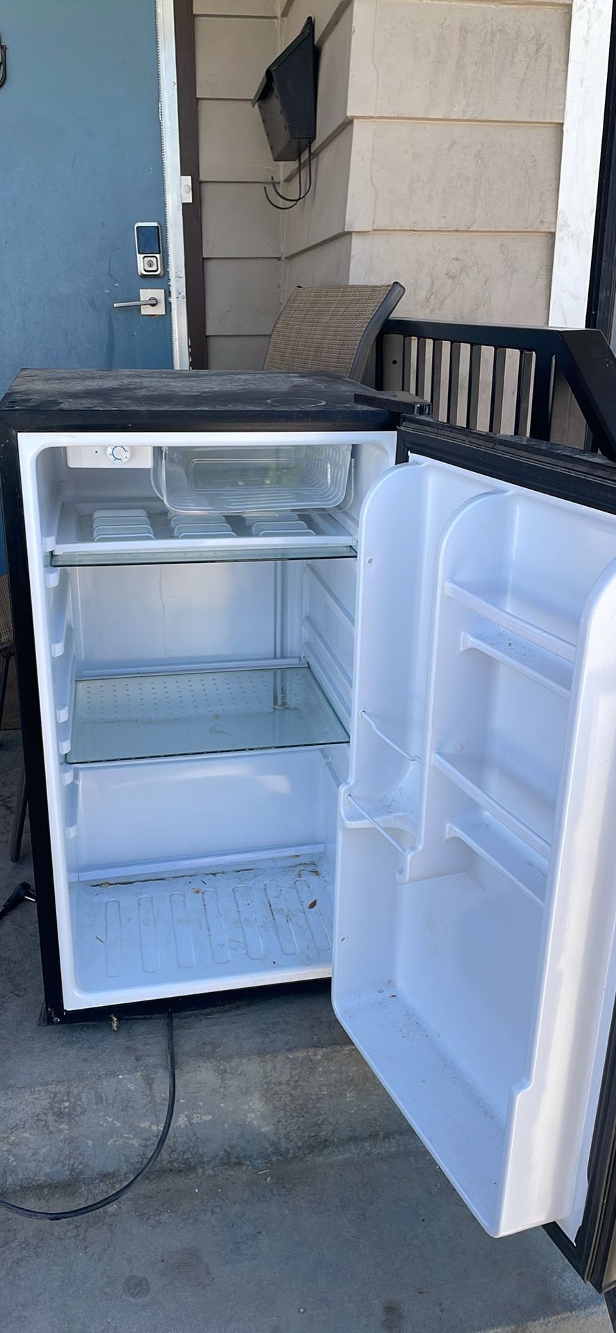 Haier Mini Fridge 3.2 Cu Ft