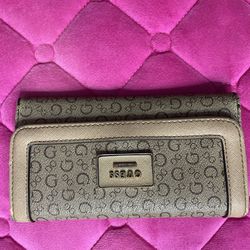 Guess Wallet