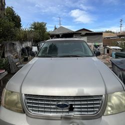 Ford Explorer 