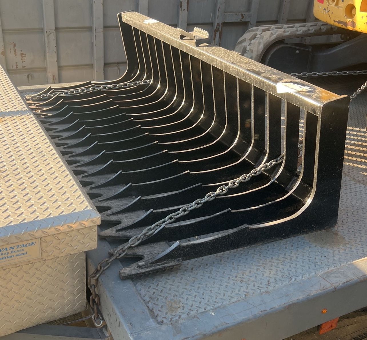 Skid Steer skeleton Bucket made In USA 76” Bobcat Attachment Skid Steer Rock Bucket