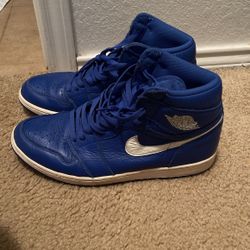 Jordan 1 Hyper Blue 