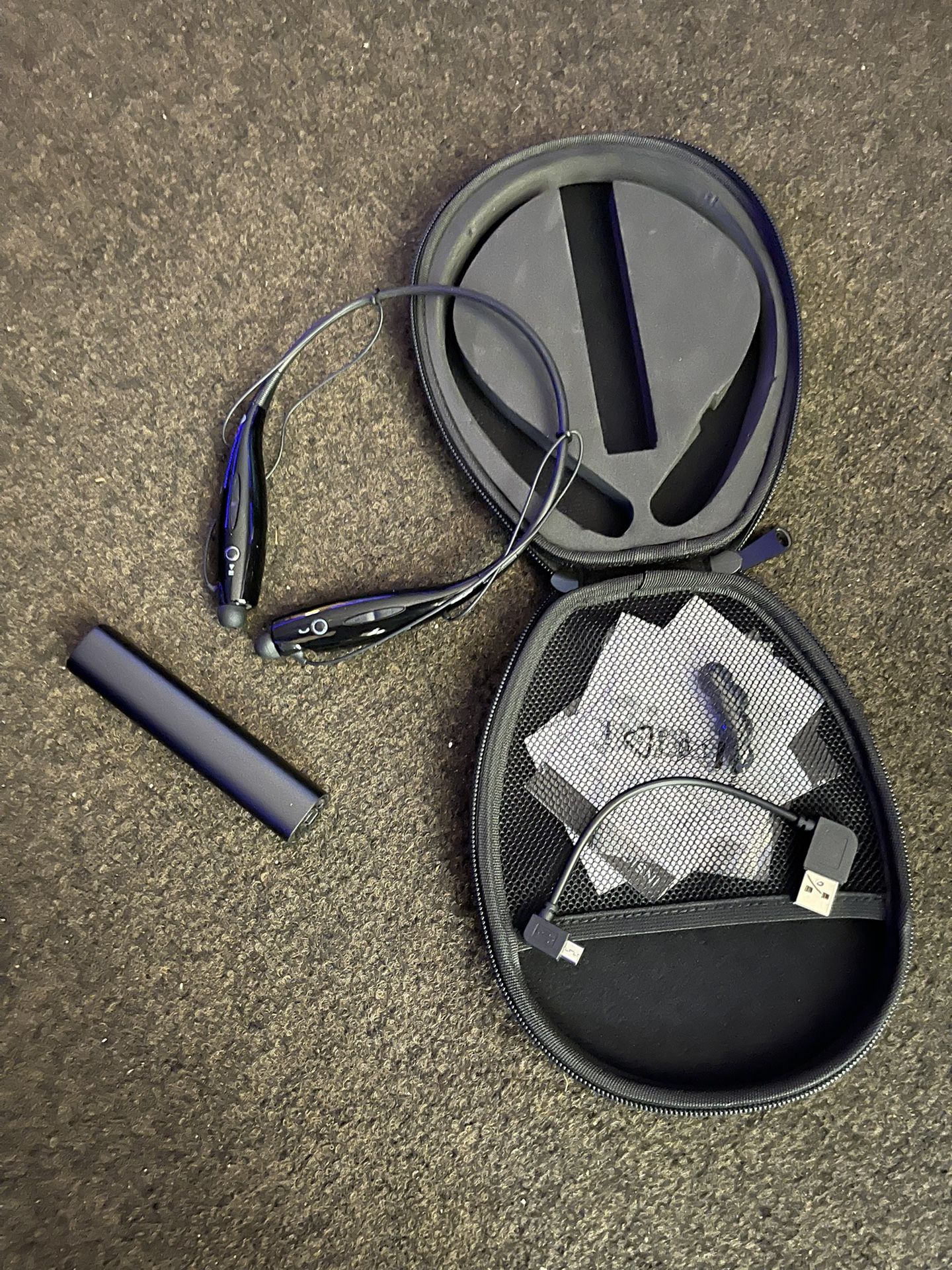 LG Headphones & Battery 