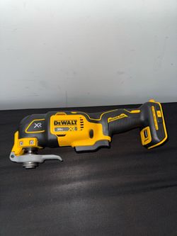 DeWalt 20V XR Brushless Oscillating Multi-Tool