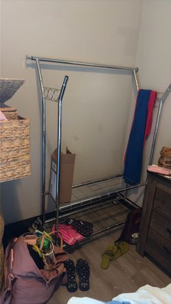 Heavy duty clothing rack