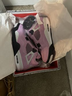 Size 9.5 Trades Worn 1x