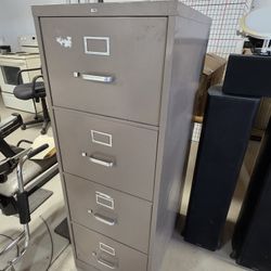Leagle File Cabinet . 4 Drawer 