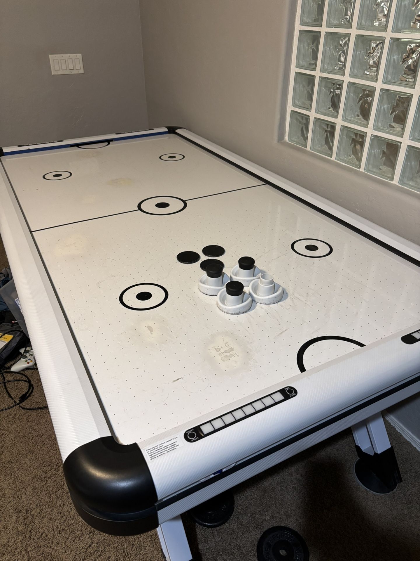Air Hockey Table